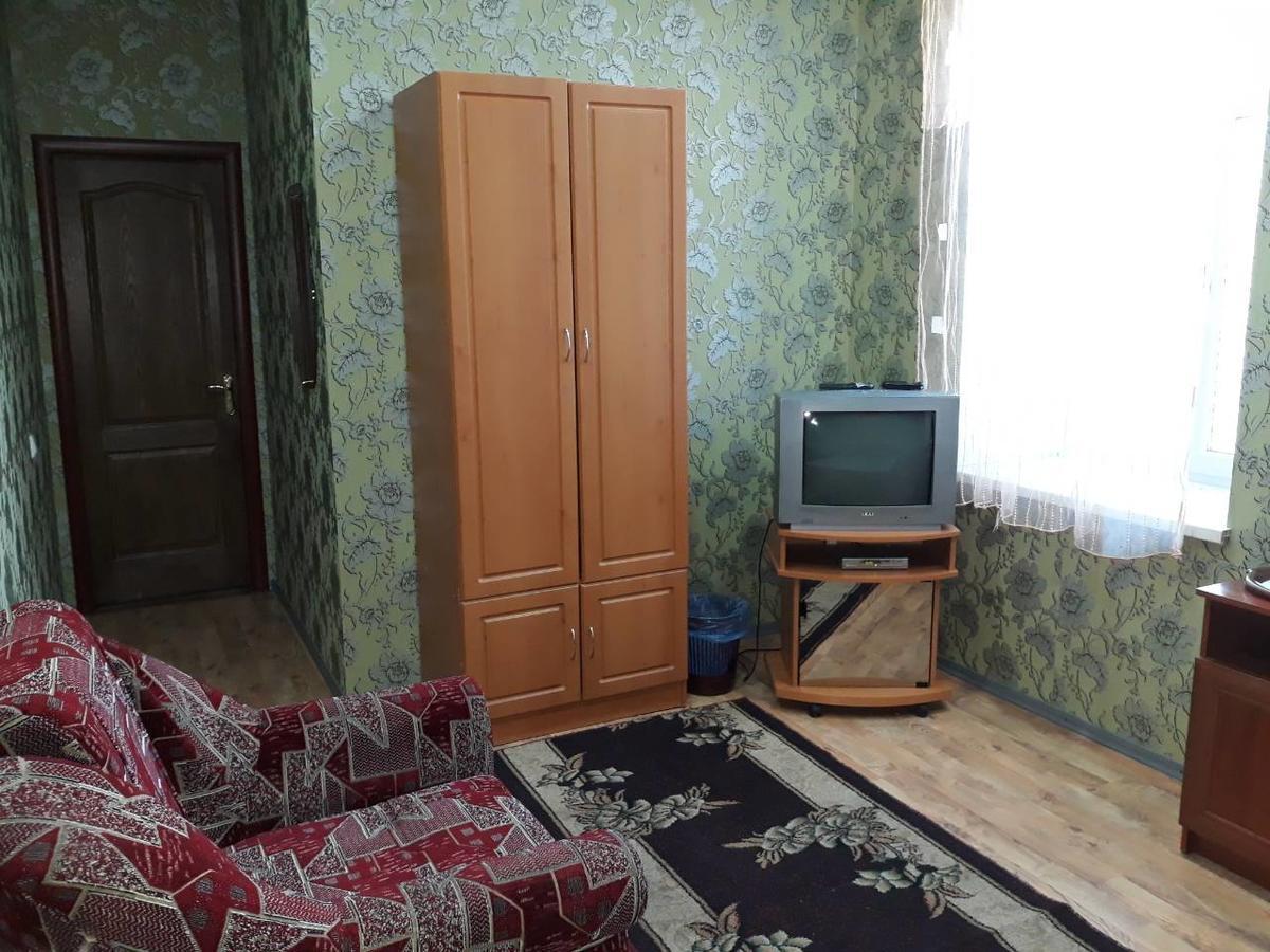 EuroLux Hotel Poltava Extérieur photo