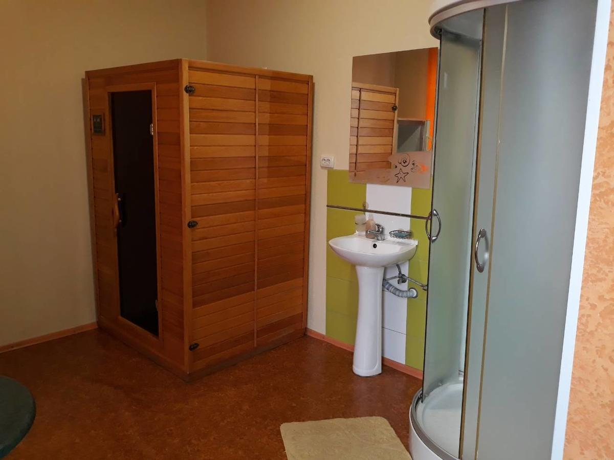 EuroLux Hotel Poltava Extérieur photo