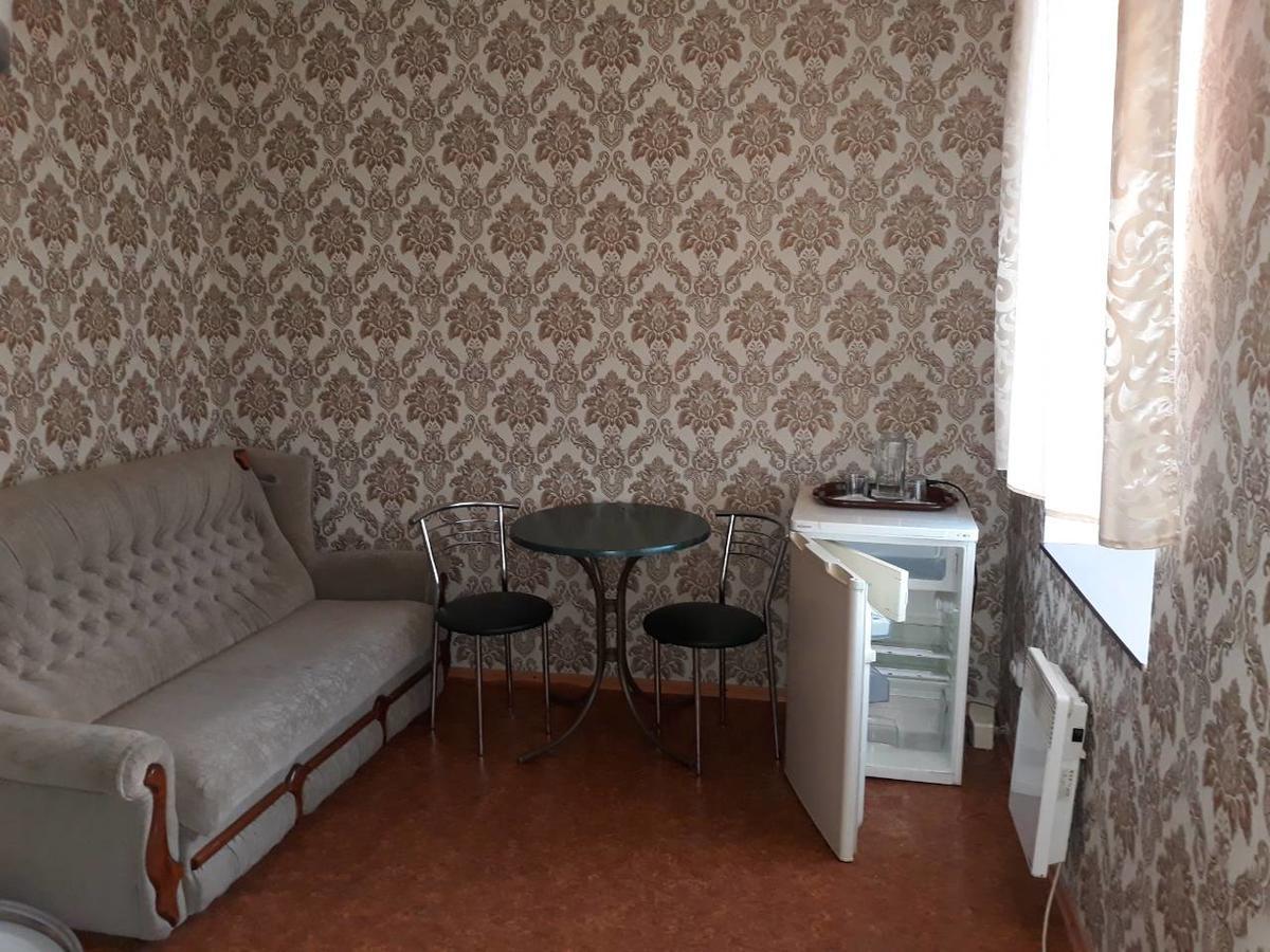 EuroLux Hotel Poltava Extérieur photo
