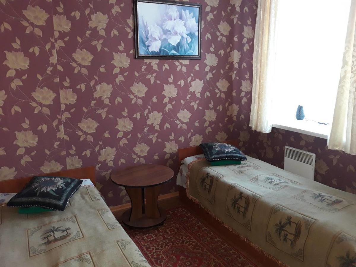 EuroLux Hotel Poltava Extérieur photo