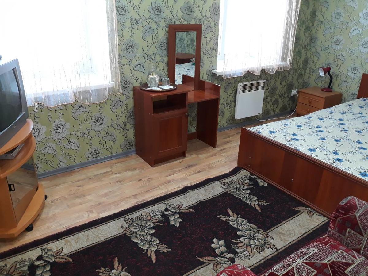 EuroLux Hotel Poltava Extérieur photo